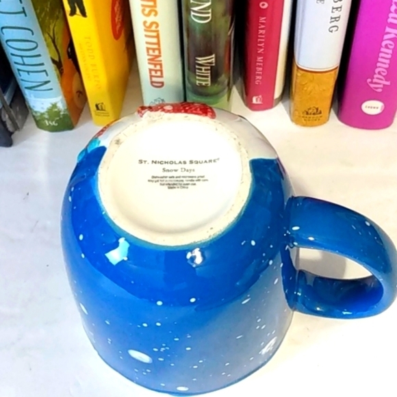 ST. NICHOLAS SQUARE SNOWMAN TURTLEDOVE HOLIDAY COFFEE MUG SIZE 20oz. - Picture 5 of 6